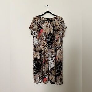 N Touch Women’s Shirt Sleeve Dress size 14 
Leaf Pattern